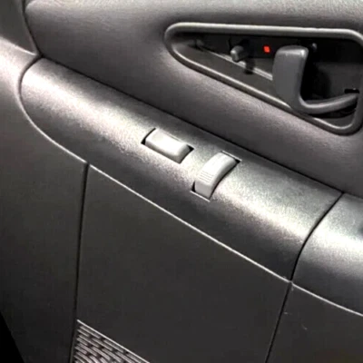 Interruptor de ventana del conductor delantero derecho S10, Blazer, GMC Sonoma: 1995, 1996, 1997 Foto 1 de 4