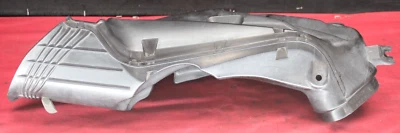 Conducto de aire Ram derecha Suzuki GSXR 600/750 2006-2007 #1677 Foto 1 de 4