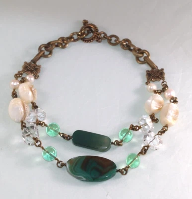 Fabuloso! Colar robusto Stephen Dweck bronze fileira dupla conchas de quartzo ágata verde - Imagem 1 de 4