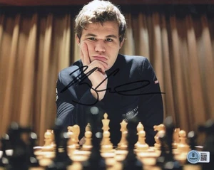 Foto RARA Magnus Carlsen Autografiada Firmada CHESS GRANDMASTER Champ 8x10 BAS - Imagen 1 de 1