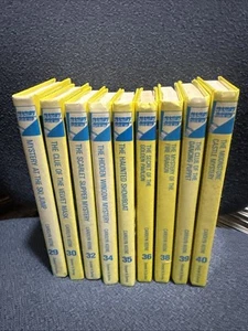 Posten 9 Nancy Drew Hardcover Bücher Bände 29, 30, 32, 34, 35, 36, 38, 39 & 40 - Bild 1 von 7