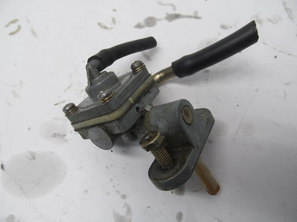 2007 HYOSUNG COMET GT650 GT 650 VÁLVULA PETCOCK GASOLINA VÁCUO - Imagem 1 de 4