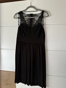 KLEID Gr. 38 S.OLIVER* schwarz - mit Mesh in Sternchenoptik - Bild 1 von 2