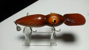 MARTIN LIZARD, VINTAGE,=RARE= MARKED ON BACK,CRAYFISH PATTERN, STAINLESS HOOKS - Picture 1 of 4