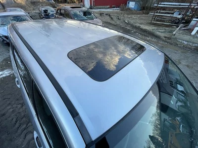 Honda Pilot 2016-18 techo con techo corredizo plateado PC: NH830M 3,5 L AWD 250 K EX-L 63465 Foto 1 de 4