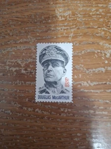 US Scoot# 1424 - 1971 6c General Douglas MacArthur MNH  - Picture 1 of 2