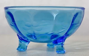 Fenton Stretch Celeste piatto noce in vetro inciso blu - Foto 1 di 10