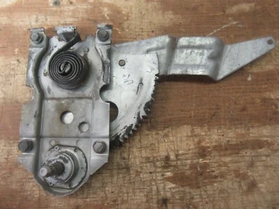 1968 Chevrolet Impala Caprice 2 door hardtop quarter  window regulator crank DR - Image 1 of 2