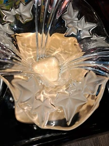 VTG Mikasa Parisian Ivy Crystal Handcrafted Bowl 12" Wide frosted leaves glass - Picture 1 of 5