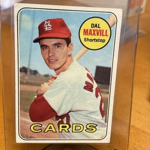 1969 Topps Baseball Dal Maxvill #320 Dent On Upper Left B 3 - Picture 1 of 3