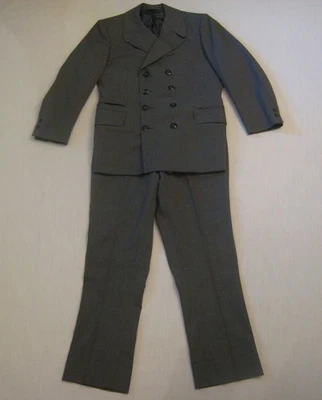 Vintage 1960s Gray Patterned Double-Breasted Suit 40 Jacket 32x28 Pants - Image 1 of 4