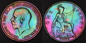 1929 United Kingdom One Penny STUNNING RAINBOW TONING (L42-7) - Picture 1 of 3