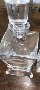 2 Crystal Decanter with Stopper Bar Barware - Picture 1 of 4