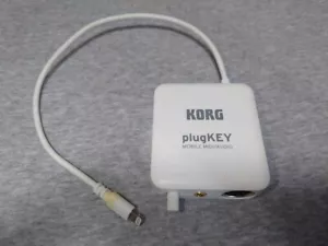 Korg plugKey iOS MIDI Interface for iPhone/iPad/iPod Plug Key Lightning cable - Picture 1 of 2