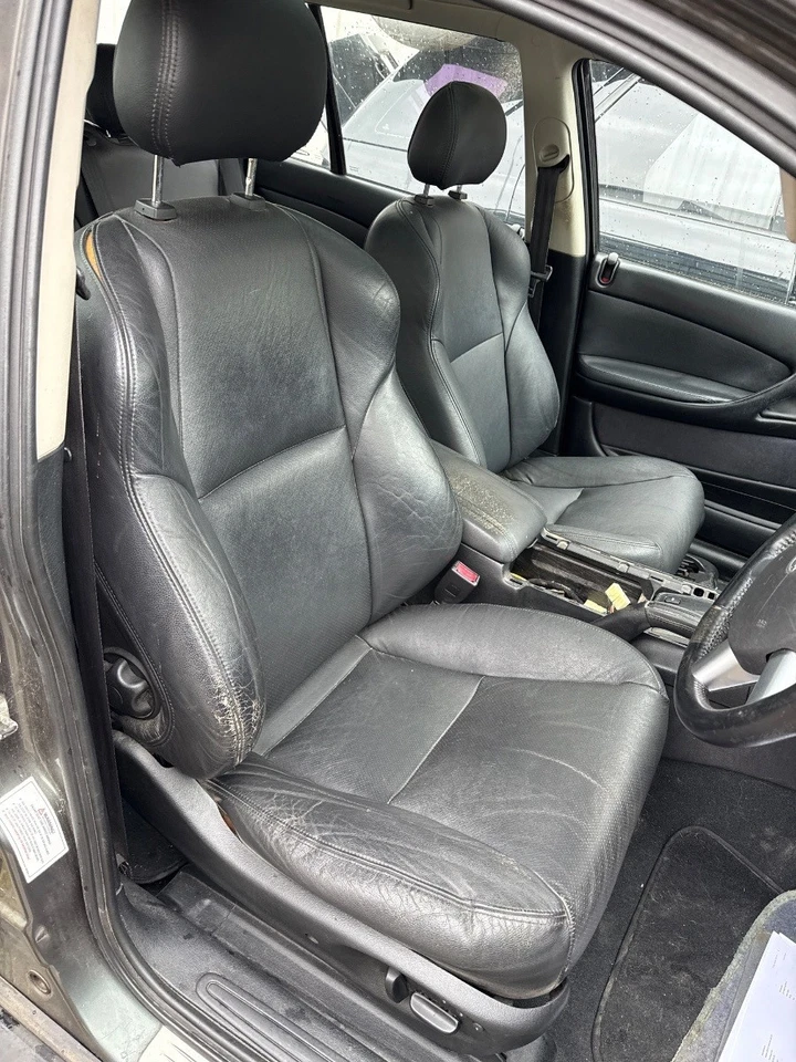 Holden 2004 VY Adventra LX8 Leather Front Rear Seats Door Card Trims - image 1 of 4