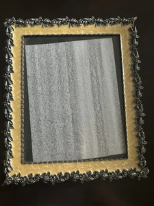 Wunderschöner Zinn Blumenrahmen mit Epoxid schwer 8”x10” Filzrücken Weston Gallery - Bild 1 von 7