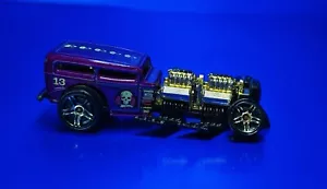 Hot Wheels 1996 Mattel Way 2 Fast Skulls Viola Doppio Motore 1:64 - Foto 1 di 6