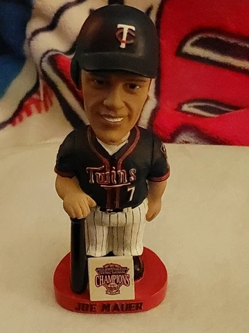 STUNNING JOE MAUER BOBBLEHEAD W BAT 7" MN TWINS 1BASE  & CATCHER, 15 YRS -TWINS! Cover