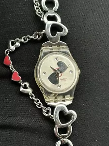 Girls Connecting Hearts Swatch Swiss Watch With New Battery - Picture 1 of 6