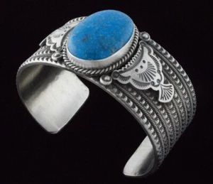 Natural Kingman Turquoise Bracelet By Navajo Artists Michael & Rose Calladitto - Picture 1 of 6