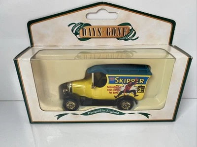 Lledo Days Gone Morris Bull Nose Van The Skipper Model Boxed 2004 Vintage Toy - Image 1 of 4