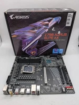 Placa madre modelo desconocido - piezas sueltas/defecto - Imagen 1 de 4