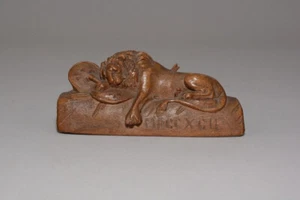 Antiguo monumento al león tallado a mano Lucerna Suiza alrededor de 1900 ET - Imagen 1 de 6