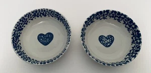 Blue Hearts Folk Craft By Tienshan Sponge Soup Cereal Salad Bowls 6.5" Set of 2  - Picture 1 of 12
