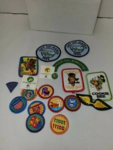 Lot of 15 Girl Scout Patches Badges 80s cookie sale, star and more - Picture 1 of 6