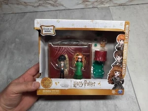 Harry Potter Hogwarts Divination Classroom Magical Minis - New In Box - Picture 1 of 10