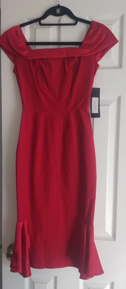 ¡Deja de mirar fijamente! Vestido Rojo Retro Ajustado Sirena Movible Talla Pequeña Nuevo con Etiquetas Foto 1 de 1
