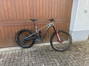 Trek Slash Gen 6 M/L Mercury Grey - Bild 1 von 5