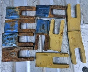 LOT OF 10 1650 AUGER TOOTH NOS 1650 DIRT TOOTH LOT of 10 teeth FREE SHIPPING - Picture 1 of 6
