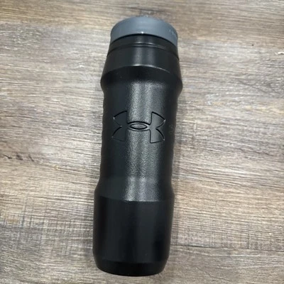 Under Armour UA Velocity Squeeze 32 oz Water Bottle Black - Image 1 of 4