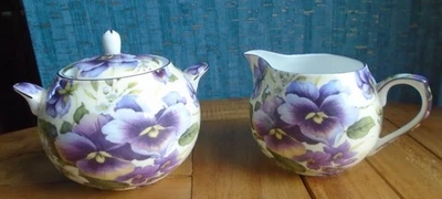 Beautiful Cream Pansy  china milk jug creamer & sugar bowl by Maxwell Williams - Image 1 of 3