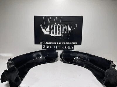 Par de protectores contra salpicaduras para guardabarros de rueda trasera OEM 97-06 CC25 Jeep Wrangler TJ 97-06 Foto 1 de 4