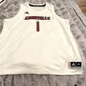 Neu mit Etikett Louisville Cardinals Swingman Basketball Trikot - Bild 1 von 5