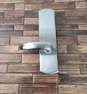 Von Duprin 996L-DT-17 US26D LHR Lever Dummy Trim for 98/99 Series Exit Device - Picture 1 of 4