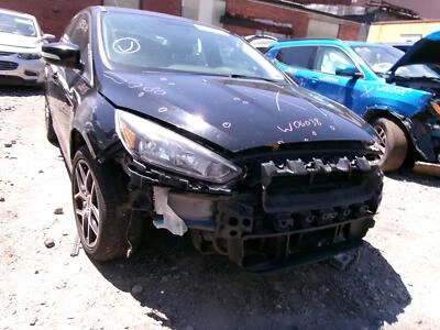 Used Left Quarter Glass fits: 2017 Ford Focus Sdn black moulding Left Grade A Foto 1 de 4