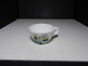 Westmoreland Beaded Edge Cup Blackberries 2 1/4" T ca 1953-1985 - Picture 1 of 2