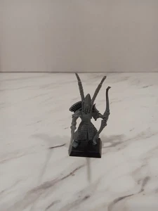 Warhammer Fantasy High Elf Prince / Noble con espada y arco - Imagen 1 de 4