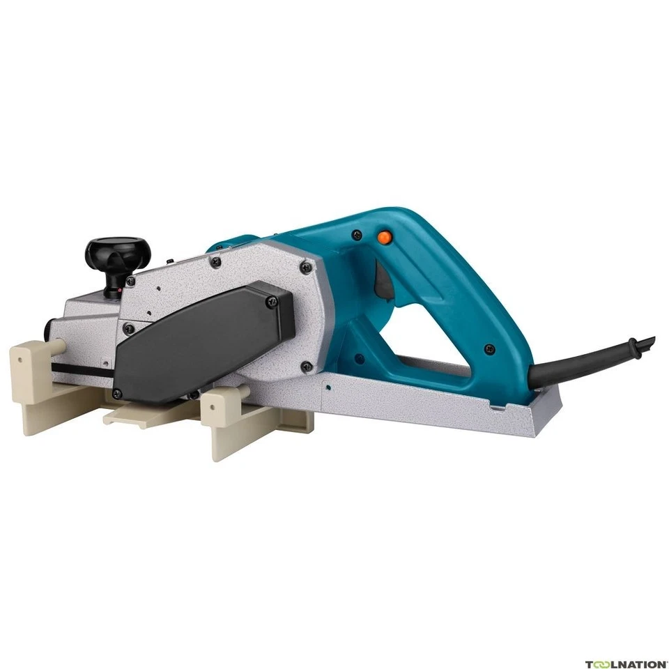 Makita 1100 82mm (3 1/4")  Heavy Duty Planer - 240v - Image 1 of 1