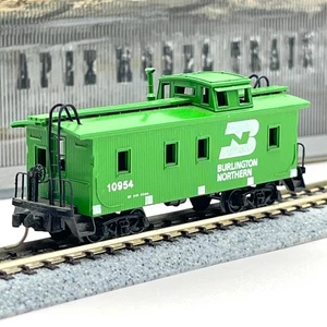 Micro-Trains 50050 Burlington Northern Wood Sheathed Caboose BN 10954 N Scale - Picture 1 of 10