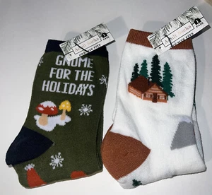 Christmas Socks Two (2) Pairs Gnomes & Cabins Adult Novelty Socks Unisex 4-10 OS - Picture 1 of 5