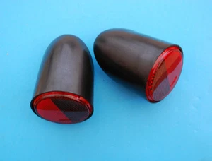 TOYOTA LAND CRUISER BJ40 BJ42 HJ45 FJ40 FJ43 FJ45 REAR REFLEX REFLECTOR PAIR NEW - Picture 1 of 4