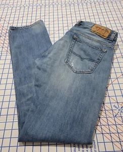 Jeans rectos regulares desgastados Diesel Industry para hombre Viker R Box talla 33 X 34 - Imagen 1 de 17