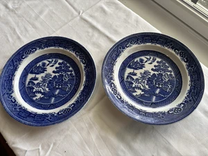 ANTIKE ENGLISCHE BLUE WILLOW 9,25" TELLER - 2 STÜCK - MARKENLOS - Top Zustand - Bild 1 von 9