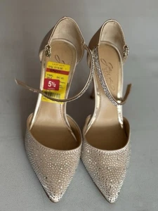 Jewel Badgley Mischka Heels Champagne Tone Pointy Closed Toe Ankle Strap - Picture 1 of 9