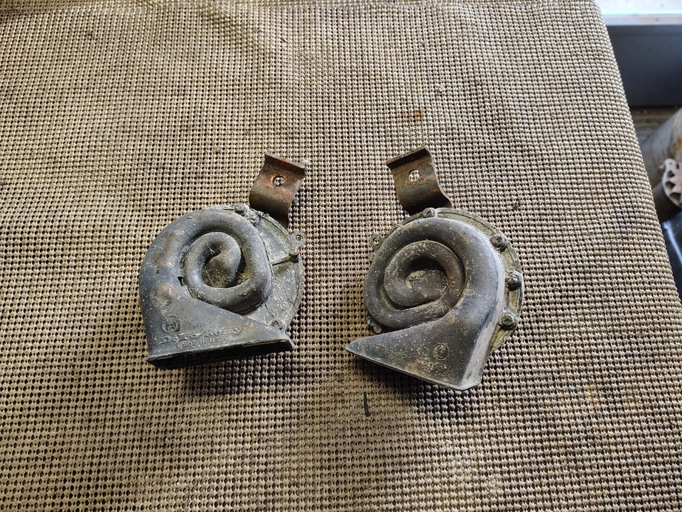 Pontiac Catalina Bonneville 1965 Grand Prix Star Chief bocinas altas y bajas Foto 1 de 4