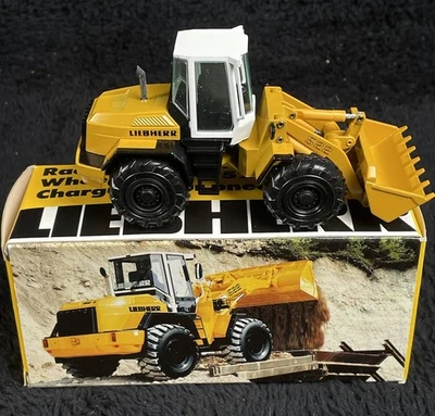 Conrad 2882 LIEBHERR L 522 Wheel Loader 1/50 Scale Diecast Model MIB Radlader - Image 1 of 4